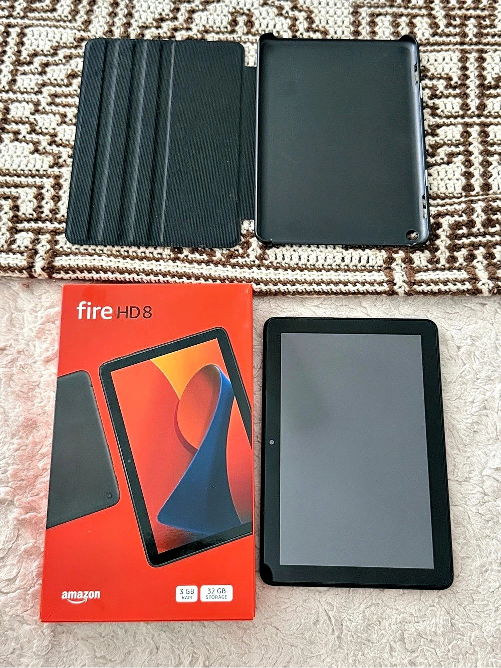 Amazon Fire HD 8 Tablet Black Like New